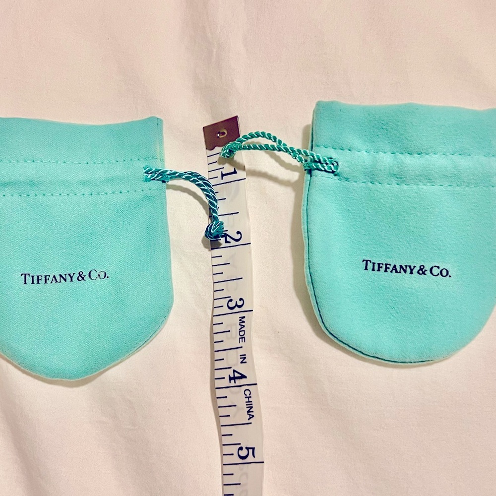 2 small Tiffany drawstring jewelry pouches😍😍 - Picture 5 of 5